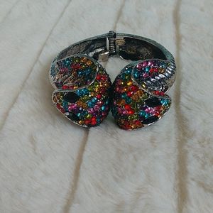Rhinestone cobra head bracelet